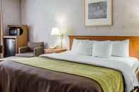 Bedroom Comfort Inn Huntingdon