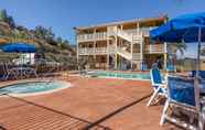 Swimming Pool 7 Rodeway Inn and Suites El Cajon San Diego East