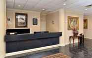 Lobby 4 Baymont by Wyndham Northwood (ex. Americas Best Value Inn & Suites-Northwood/Toledo)