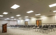 Functional Hall 6 Clarion Pointe Sylva near Cherokee Area (ex. Quality Inn)