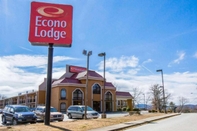 ภายนอกอาคาร Econo Lodge Hendersonville