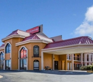 Exterior 3 Econo Lodge Hendersonville