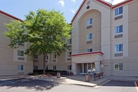 Exterior MainStay Suites Detroit Farmington Hills (ex Hawthorn Suites by Wyndham Detroit Farmington Hills)