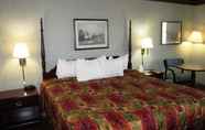 Bedroom 6 Econo Lodge Cuthbert, GA