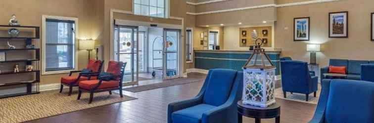 Lobby Comfort Inn & Suites