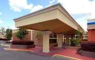 Exterior 3 Quality Inn and Suites Statesboro