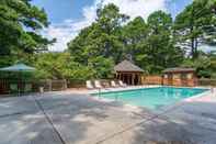 Swimming Pool Eureka Springs Heritage Motel