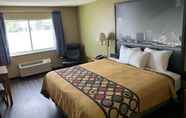 Bedroom 2 Comfort Inn Racine - Mount Pleasant (ex Super 8 Racine)