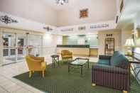 Lobby La Quinta Inn & Suites by Wyndham Fruita