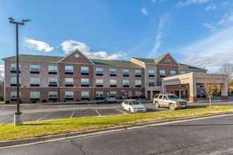 Exterior 4 Comfort Inn and Suites High Point - Archdale (Ex Country Inn and Suites By Radisson)