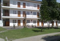 Exterior 6 Ladaga Inn and Restaurant