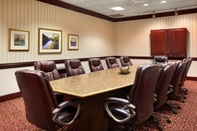 ห้องประชุม Ramada Plaza Louisville Hotel and Conference Center