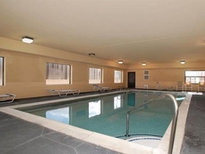 Swimming Pool 4 Fairfield Inn and Suites Louisville Airport (ex. Comfort Inn and Suites Airport and Expo)