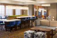 Bar, Kafe, dan Lounge Downtown Providence Courtyard by Marriott