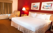 Bedroom 2 Comfort Inn & Suites Sarasota I75 (ex. La Quinta Inn and Suites by Wyndham Sarasota I75)