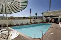 Swimming Pool Americas Best Value Inn San Diego Loma Lodge (ex Americas Best Value Inn Loma Lodge Motel)