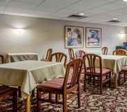 ห้องประชุม 5 Quality Inn & Suites Green Bay, WI