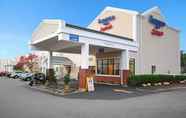 ภายนอกอาคาร 2 Fairfield Inn