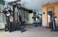 Fitness Center 5 Comfort Inn & Suites