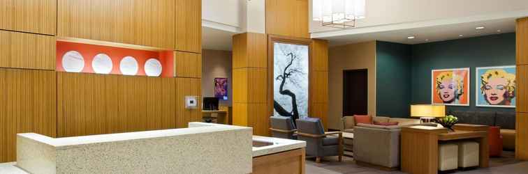 Lobby Hyatt Place at The Hollywood Casino Pittsburgh South