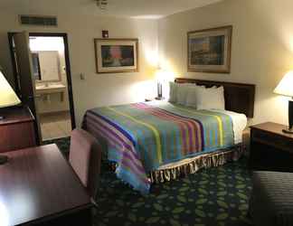 Bedroom 2 FairBridge Inn and Suites