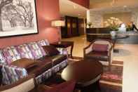 Lobby Armoni Inn and Suites