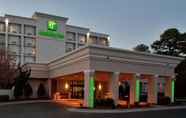 Exterior 2 Holiday Inn Raleigh North Capital Blvd