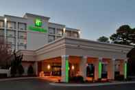 Exterior Holiday Inn Raleigh North Capital Blvd