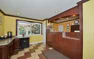 Lobi 6 Americas Best Value Inn Marysville