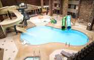 Swimming Pool 2 Ramkota Hotel and Conference Center (ex Best Western Plus Ramkota Hotel)