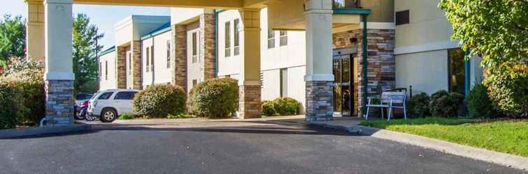 Exterior Quality Inn Clarksville