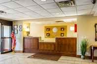 Lobi Quality Inn Clarksville