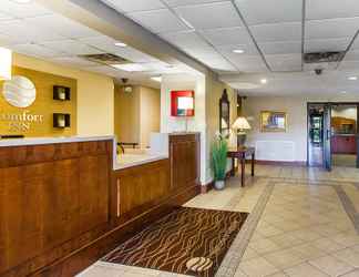 Lobi 2 Quality Inn Clarksville