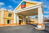 Exterior Quality Inn and Suites Hagerstown