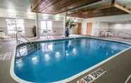 Swimming Pool 4 Comfort Suites Fort Collins Near University