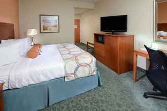 Bedroom 4 Best Western Plus Wrightsville Beach (ex. Best Western Plus University Inn)