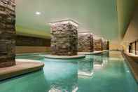 Swimming Pool The Elms Hotel & Spa