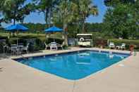 Kolam Renang Okatie Hilton Head Hotel (exFairfield Inn and Suites by Marriott Bluffton/Hilton Head)