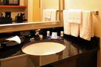 In-room Bathroom Okatie Hilton Head Hotel (exFairfield Inn and Suites by Marriott Bluffton/Hilton Head)