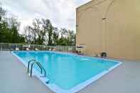 Swimming Pool Best Western Johnson City Hotel and Conference Center