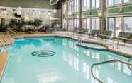 Swimming Pool 3 Bel-Aire Hotel Lake Erie (ex Ramada by Wyndham Bel Aire Erie)