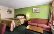 Phòng ngủ 3 Econo Lodge