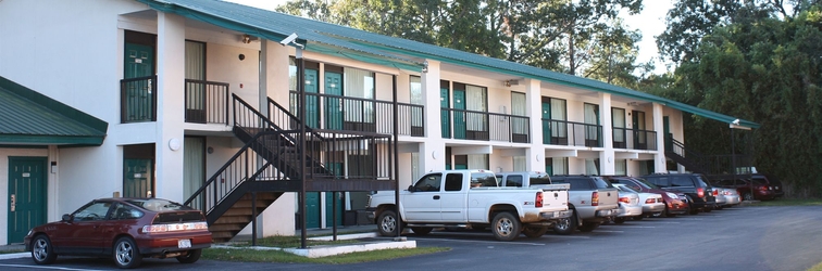 Exterior Relax Inn Savannah