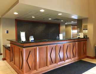 Lobby 2 Wingate By Wyndham Coon Rapids