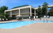 Swimming Pool 6 SureStay Plus By Best Western Southern Pines Pinehurst