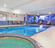 Swimming Pool 4 Inn @ Green ST