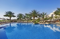 Swimming Pool The Address Montgomerie Dubai