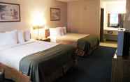 Bedroom 2 Hotel O Eureka Springs - Christ of Ozark Area