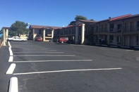 Ruang Umum Knights Inn Colorado Springs (ex Days Inn Colorado Springs Central)