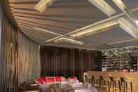 Bar, Kafe, dan Lounge Jumeirah At Etihad Towers Residence